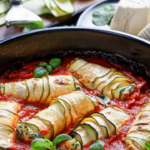 Zucchini al pomodoro e basilico (courgette met tomaat en basilicum) 2 iuy9jffj